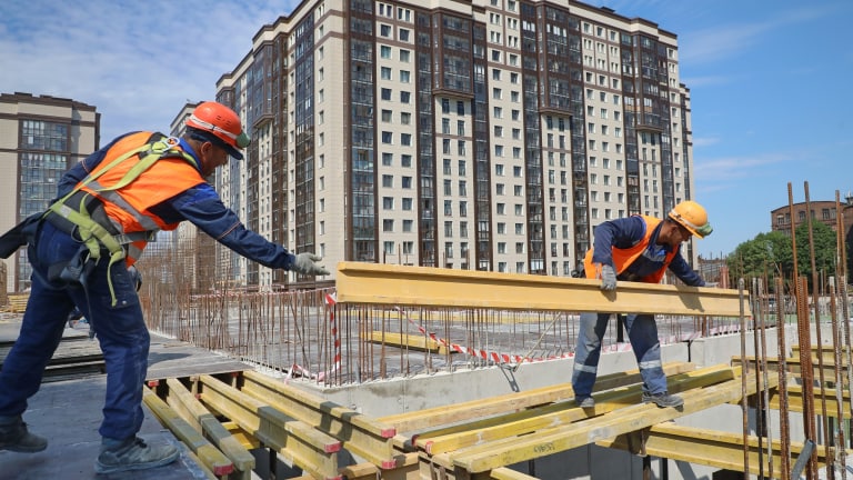 Челябинские строители увеличили темпы возведения жилья на 70%